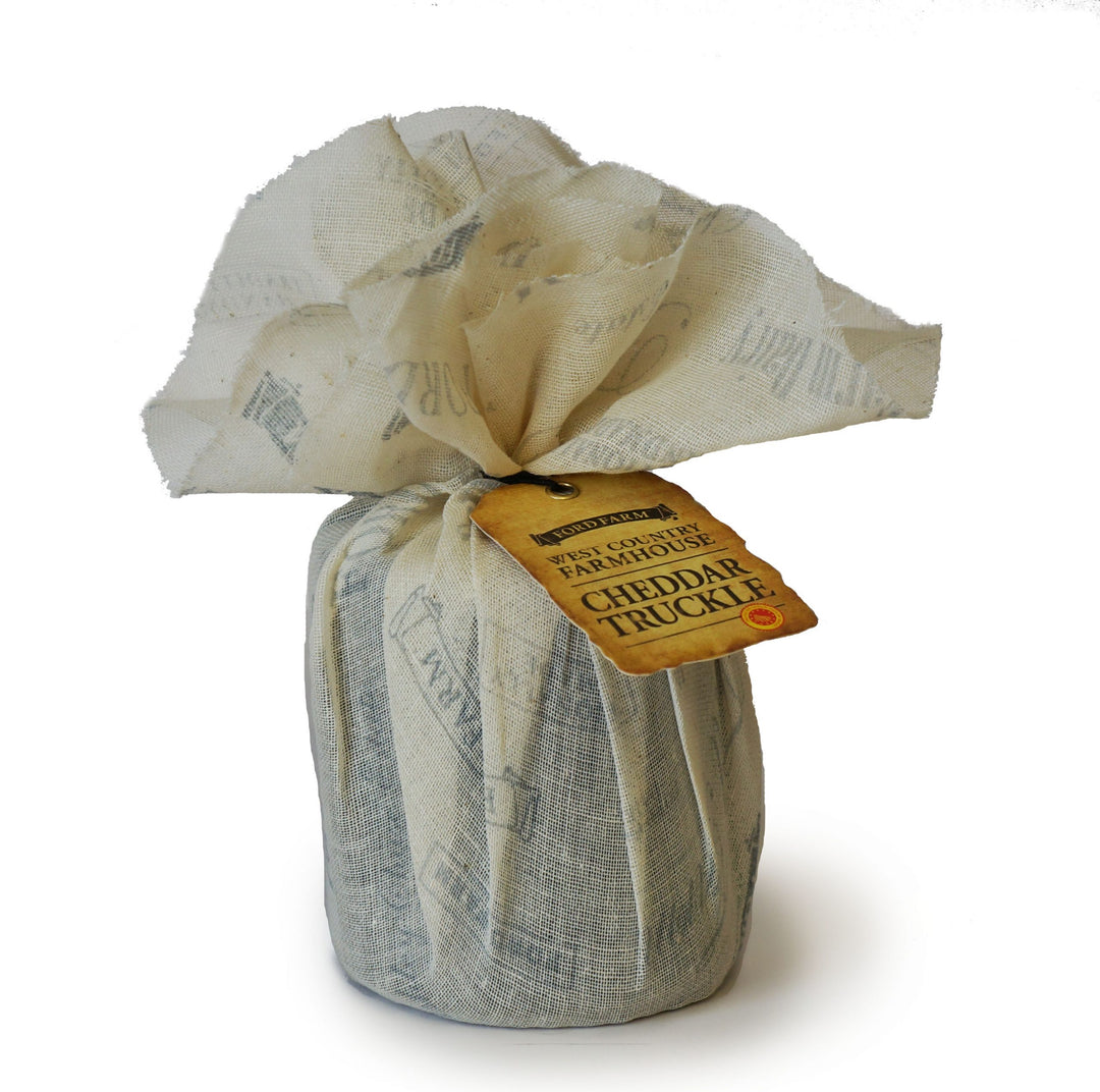 Ford Farm Floppy Top WC Farmhouse Cheddar Truckle 400g