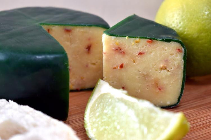 JJ Sandham Chilli & Lime Cheddar 200g Truckle