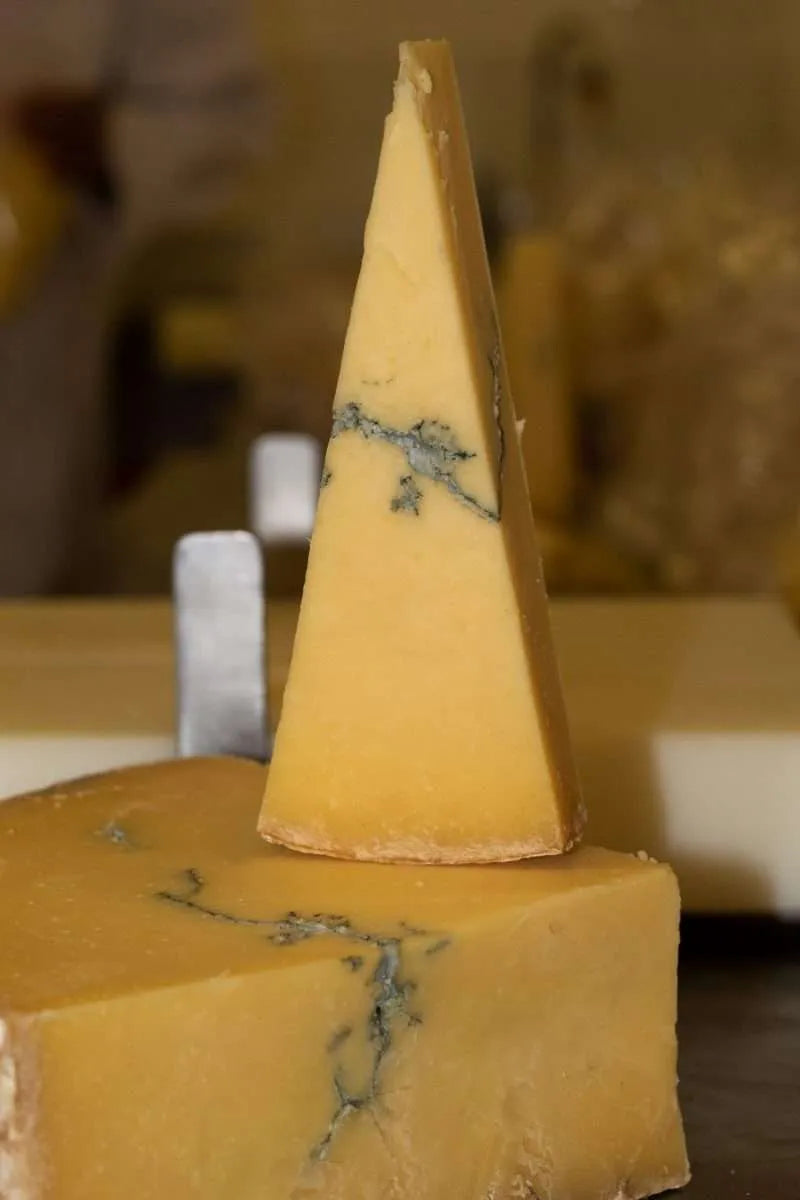 Cheddar Gorge Natural Blue Wedge 190g