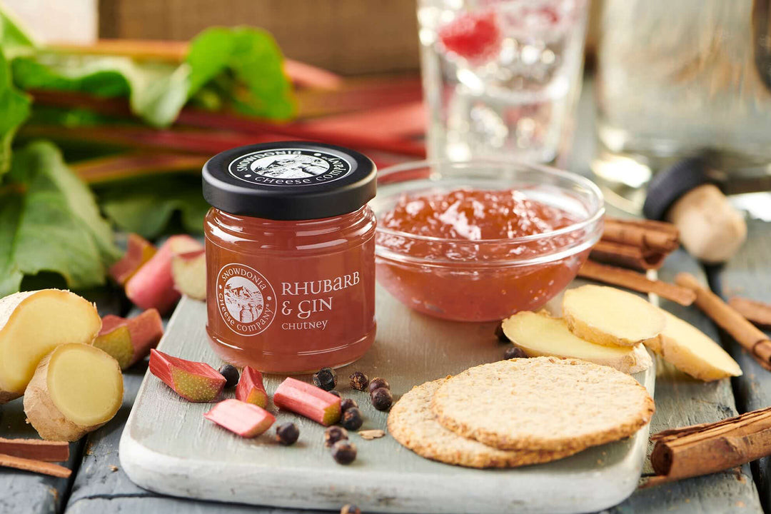 Snowdonia Rhubarb & Gin Chutney 114g