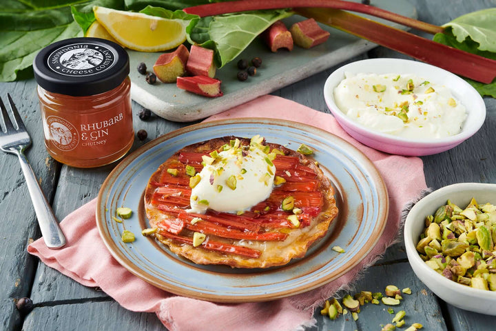 Snowdonia Rhubarb & Gin Chutney 114g
