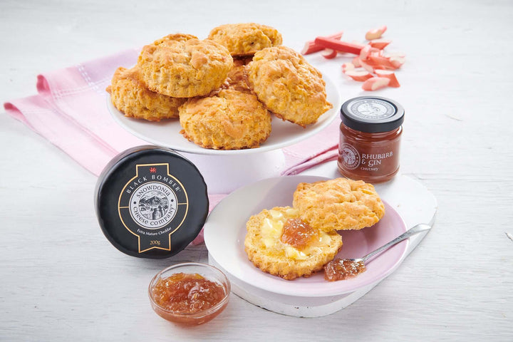 Snowdonia Rhubarb & Gin Chutney 114g